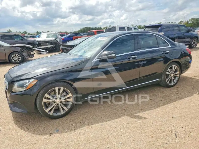 2015 Mercedes Benz C-Class фото
