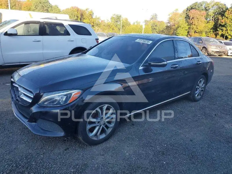 2015 Mercedes Benz C-Class фото