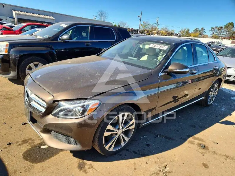 2015 Mercedes Benz C-Class фото