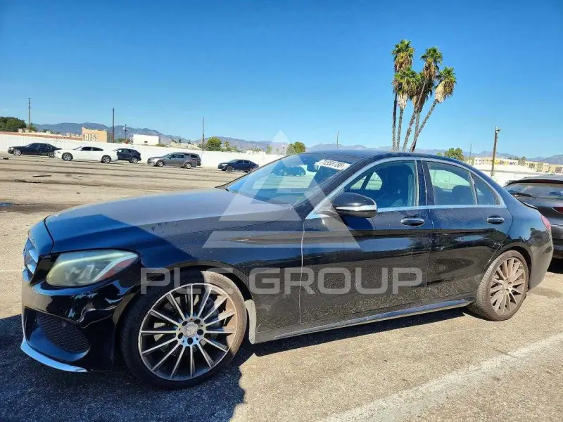 2015 Mercedes Benz C-Class фото