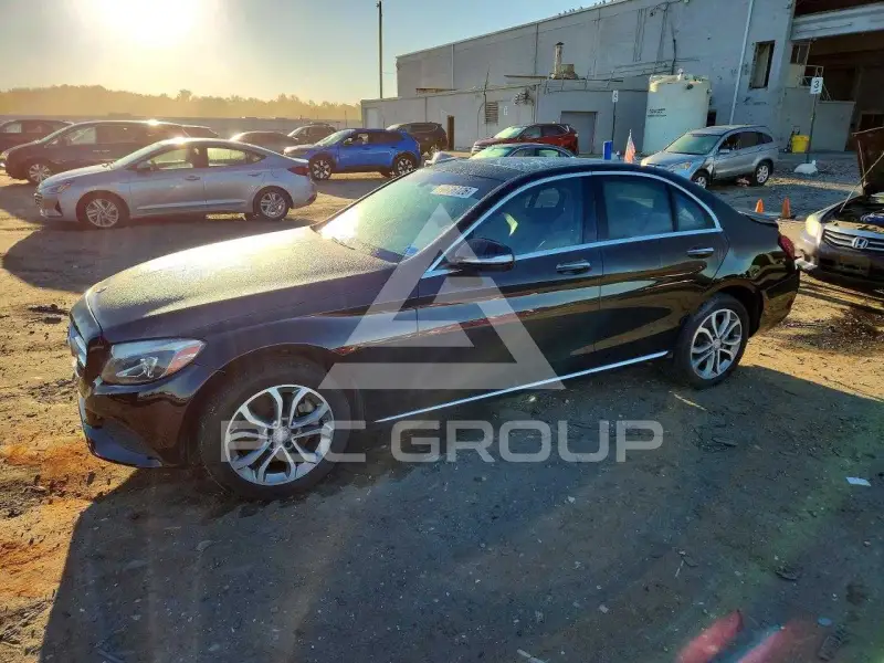 2015 Mercedes Benz C-Class фото