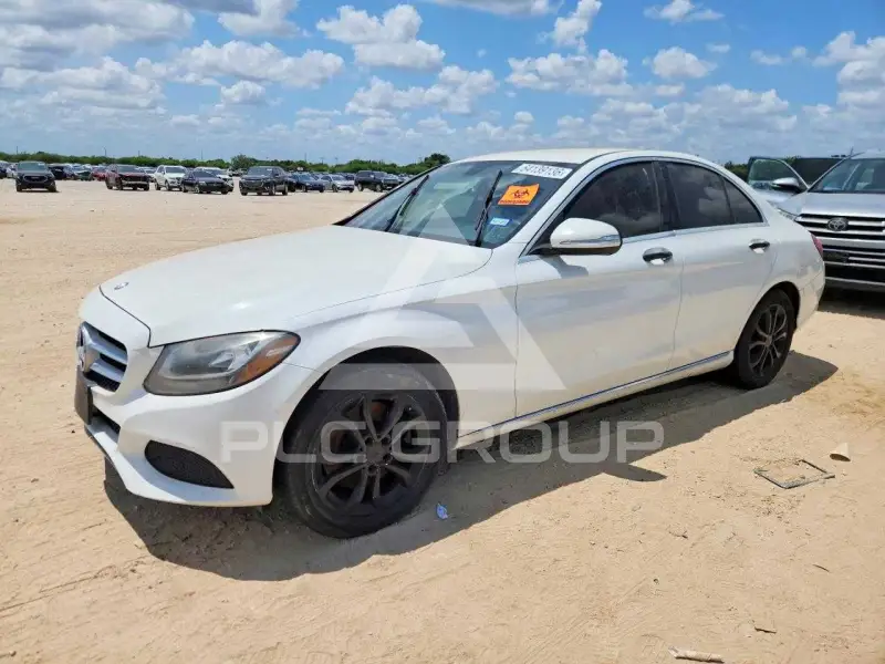 2015 Mercedes Benz C-Class photo