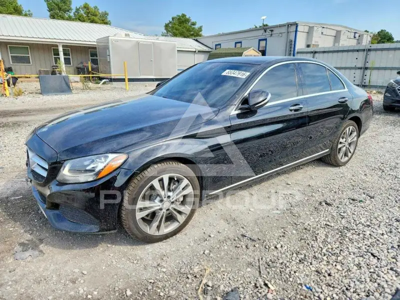 2015 Mercedes Benz C-Class photo