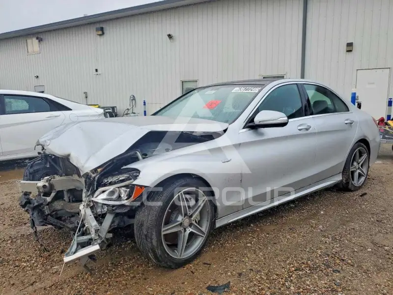 2015 Mercedes Benz C-Class photo