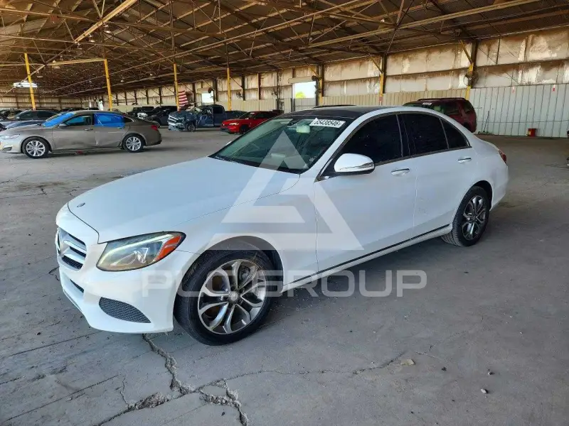 2015 Mercedes Benz C-Class фото