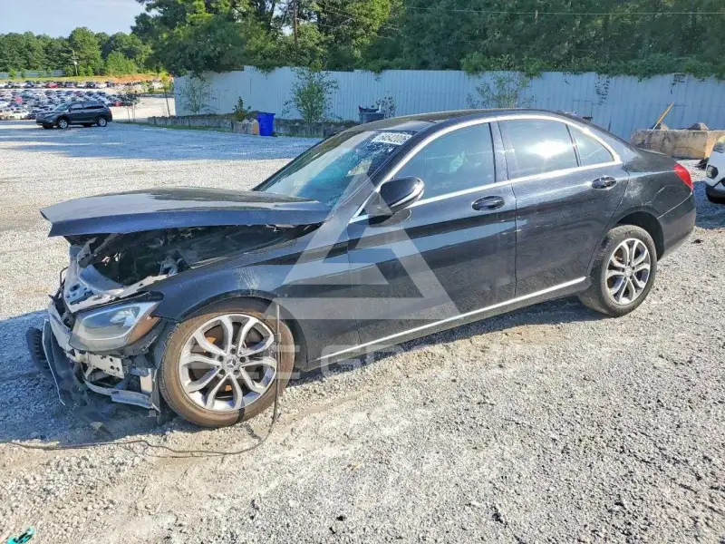 2015 Mercedes Benz C-Class photo