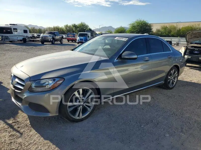 2015 Mercedes Benz C-Class photo