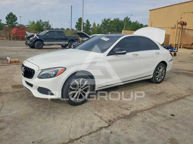 2015 Mercedes Benz C-Class фото