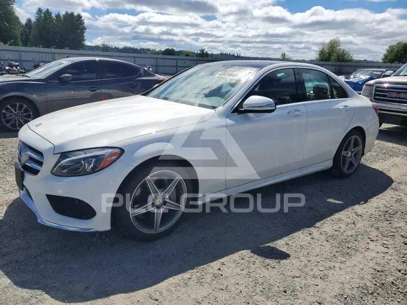2015 Mercedes Benz C-Class фото
