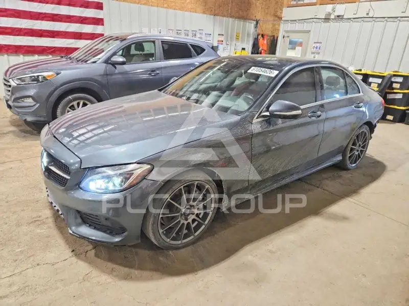 2015 Mercedes Benz C-Class фото