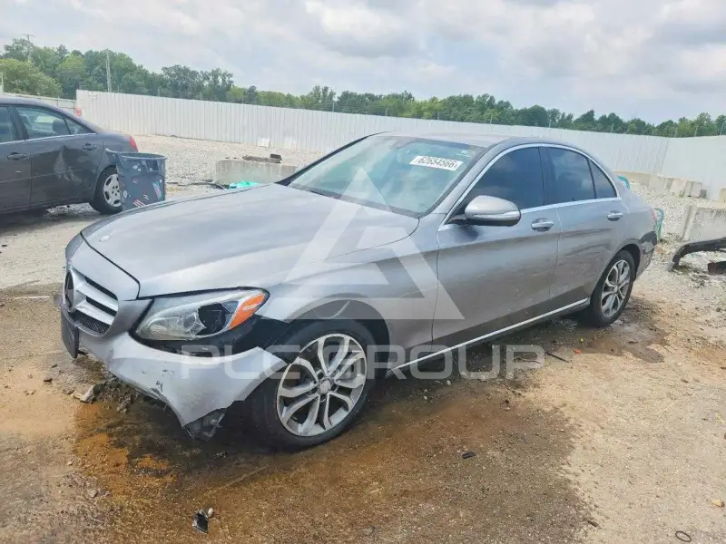 2015 Mercedes Benz C-Class фото
