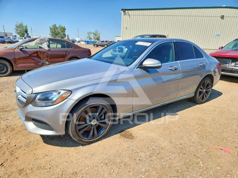 2015 Mercedes Benz C-Class фото