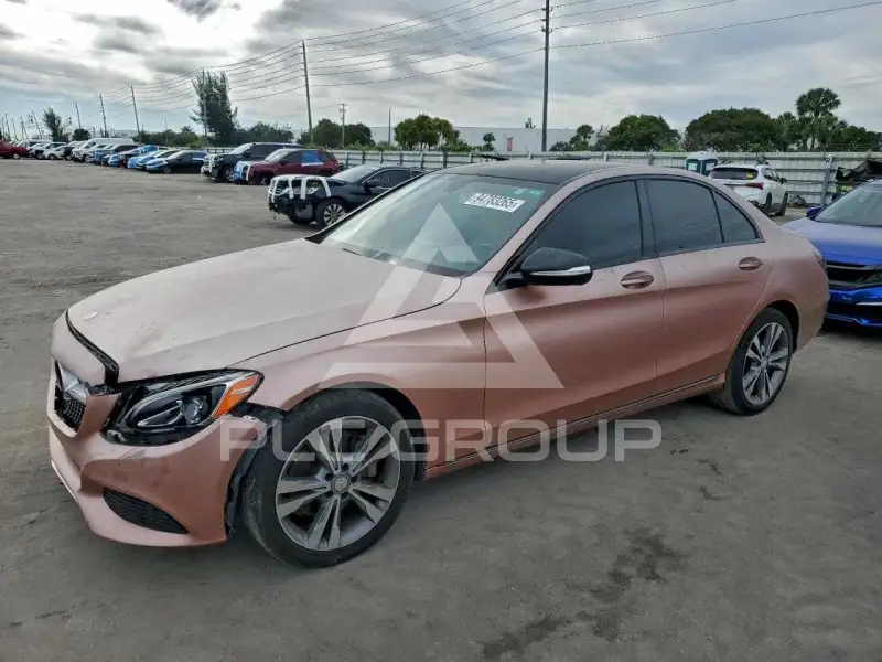 2015 Mercedes Benz C-Class фото