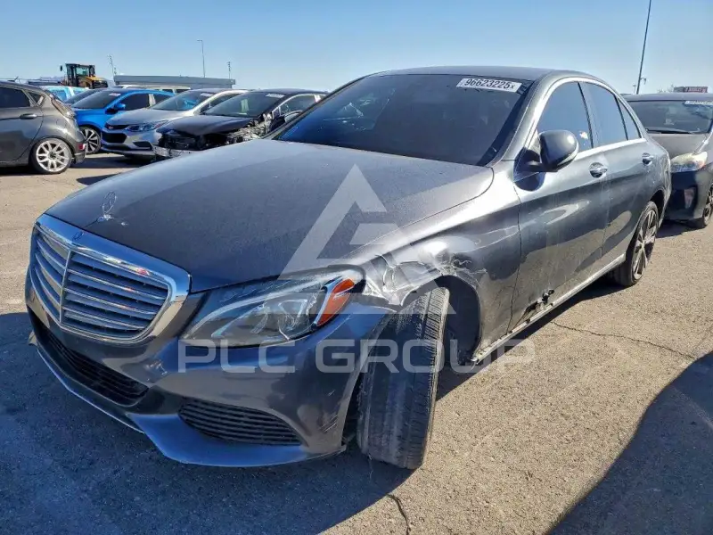 2015 Mercedes Benz C-Class фото