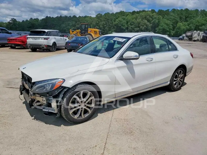 2015 Mercedes Benz C-Class фото