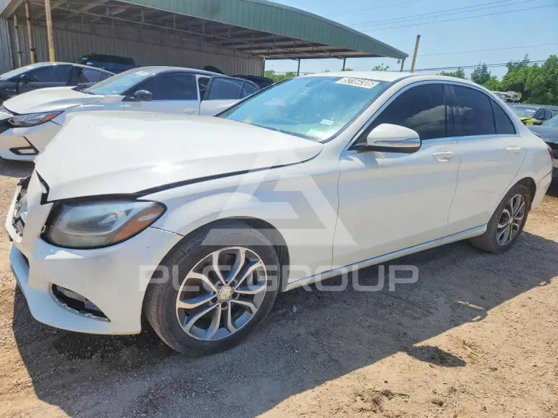 2015 Mercedes Benz C-Class photo