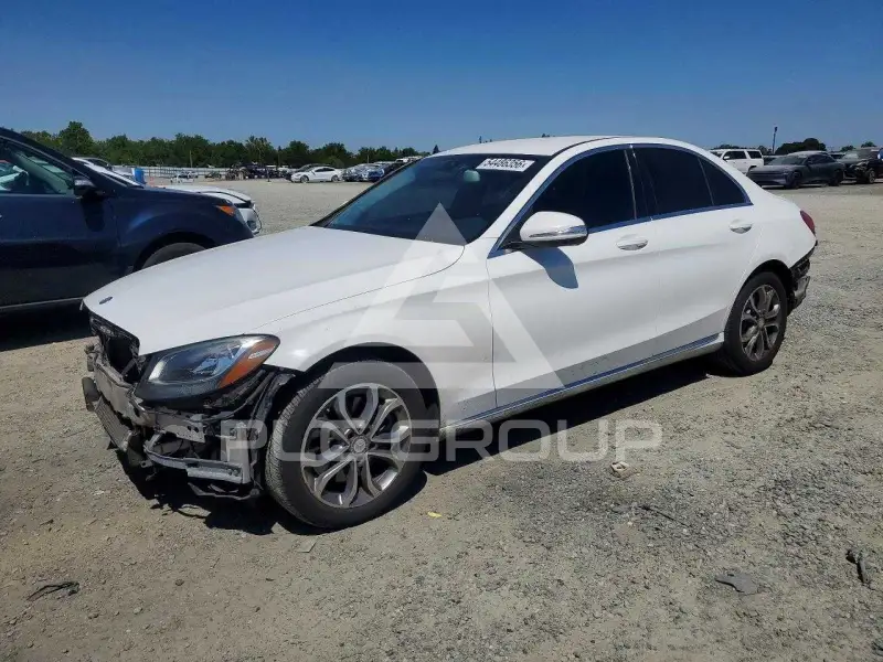 2015 Mercedes Benz C-Class фото