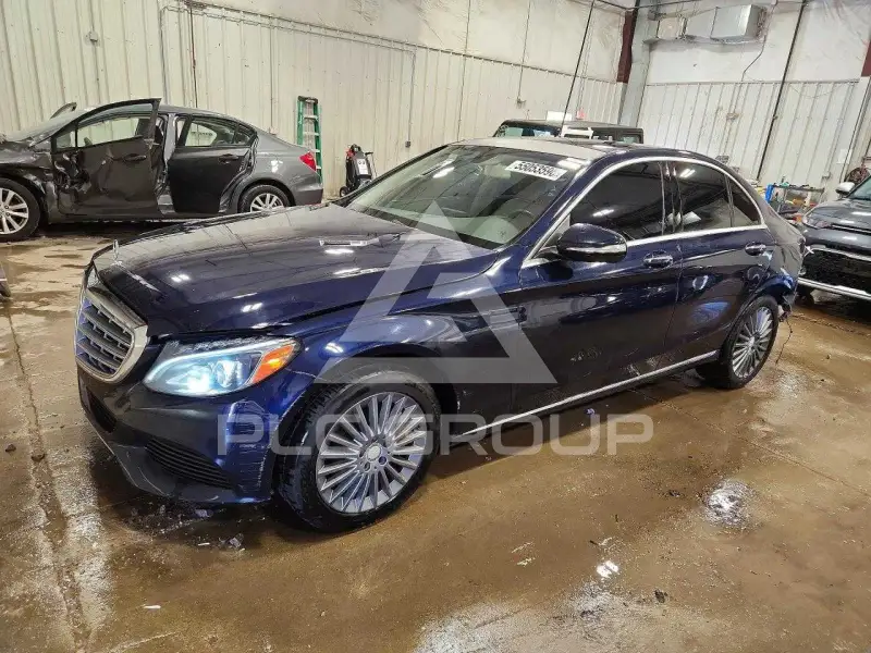 2015 Mercedes Benz C-Class фото
