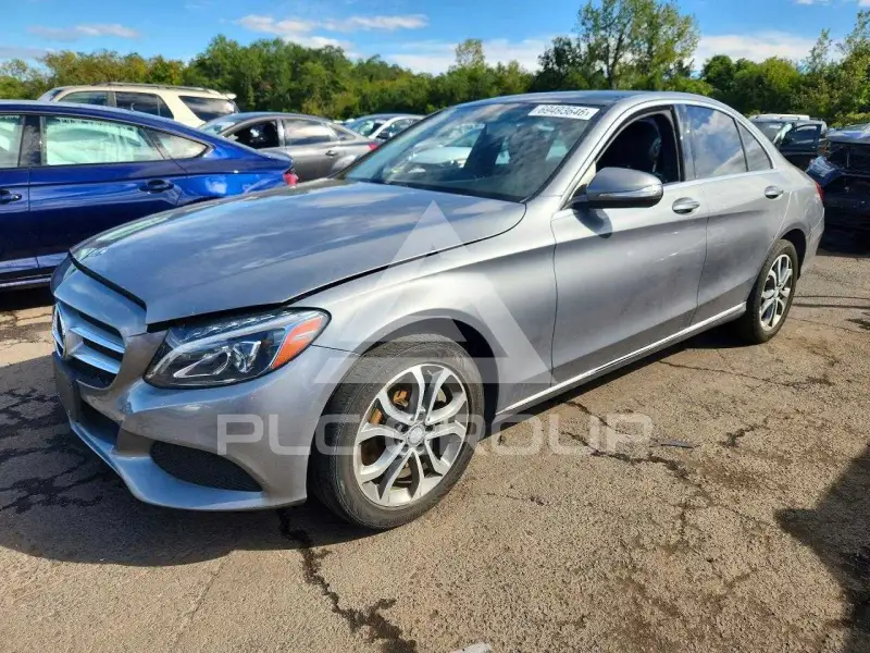 2015 Mercedes Benz C-Class фото