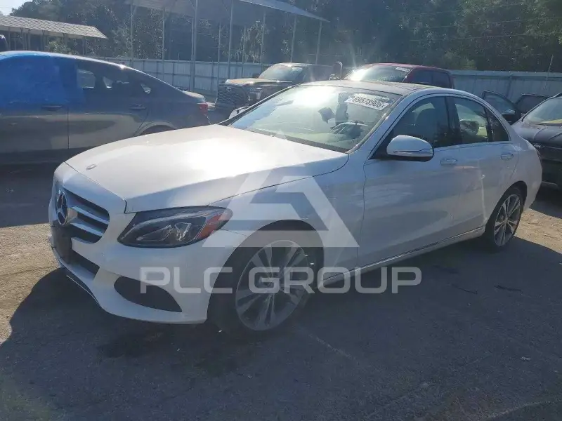 2015 Mercedes Benz C-Class фото