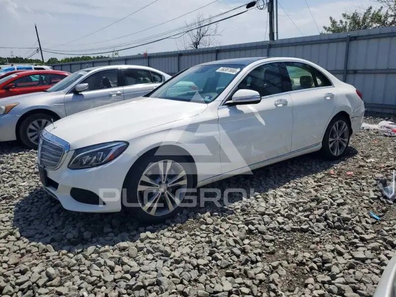 2015 Mercedes Benz C-Class фото