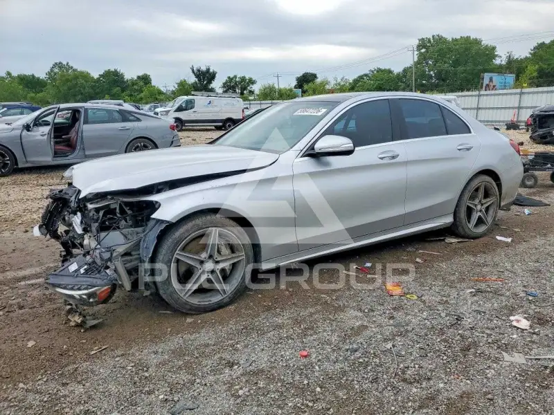 2015 Mercedes Benz C-Class photo