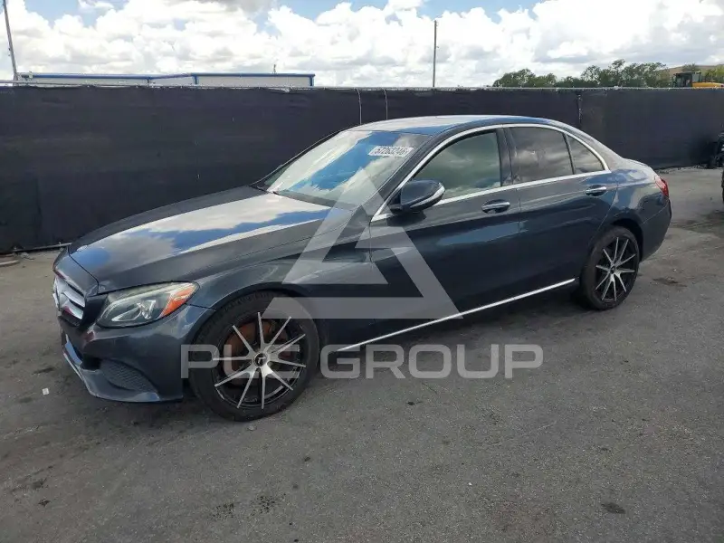 2015 Mercedes Benz C-Class фото