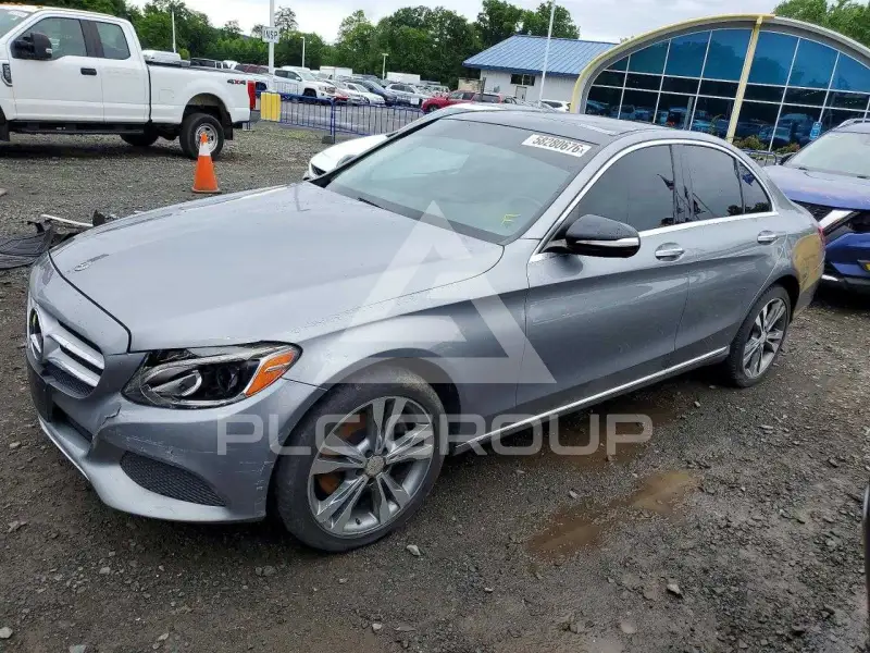 2015 Mercedes Benz C-Class фото