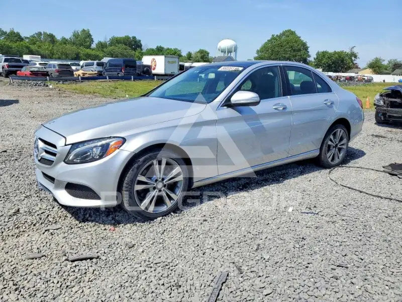 2015 Mercedes Benz C-Class фото
