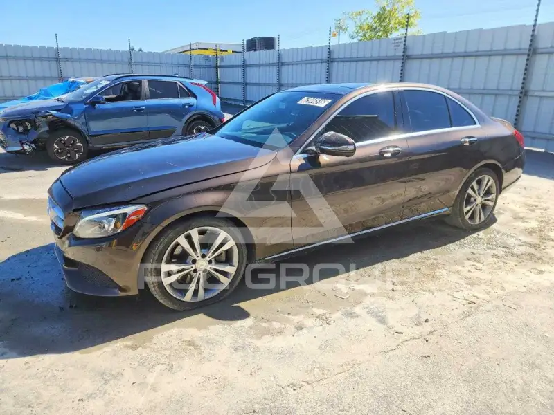2015 Mercedes Benz C-Class photo