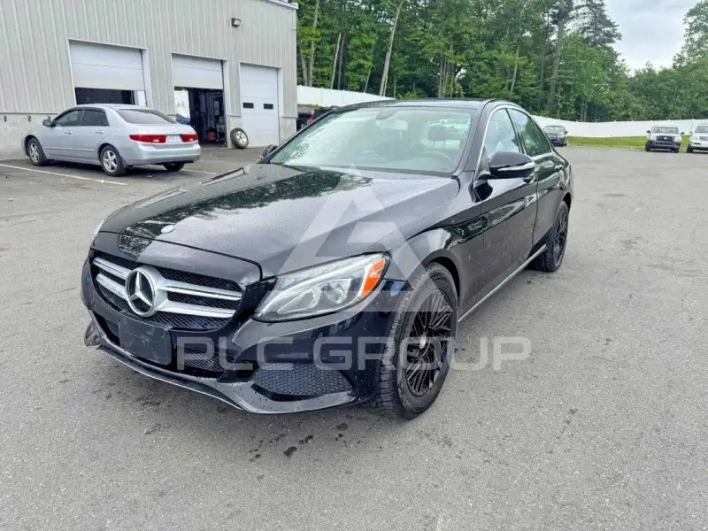 2015 Mercedes Benz C-Class фото