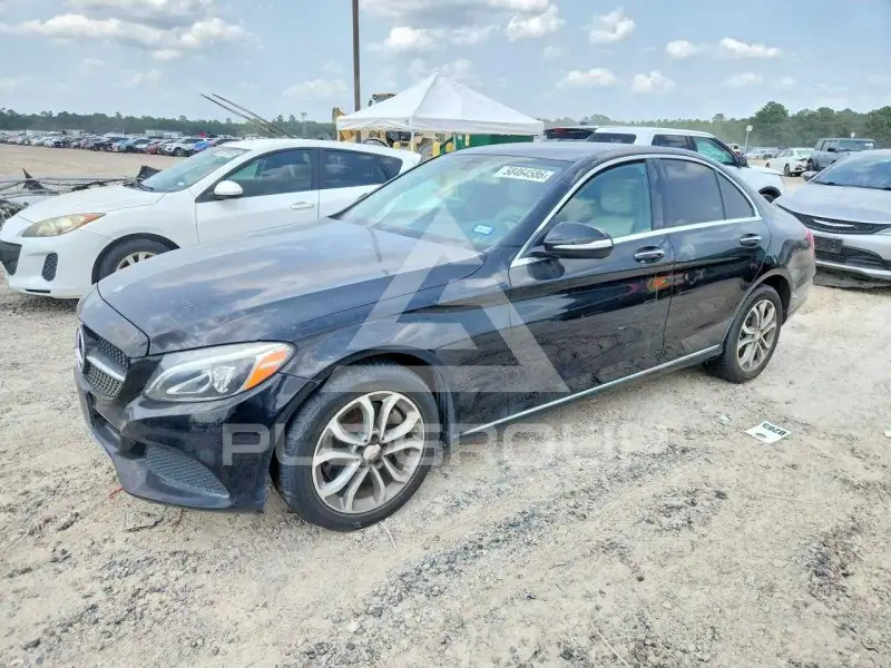 2015 Mercedes Benz C-Class photo