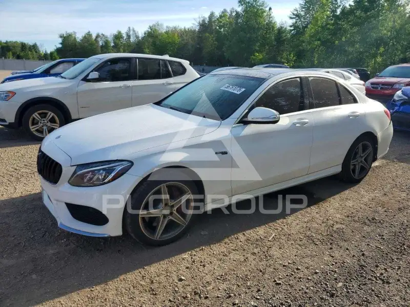 2015 Mercedes Benz C-Class photo