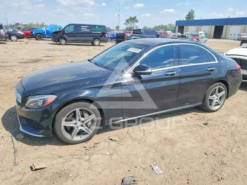 2015 Mercedes Benz C-Class фото