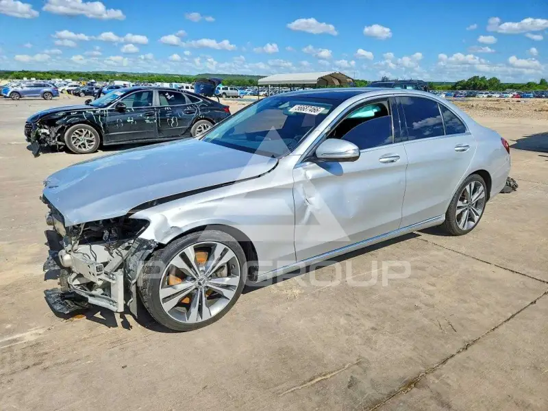 2015 Mercedes Benz C-Class фото
