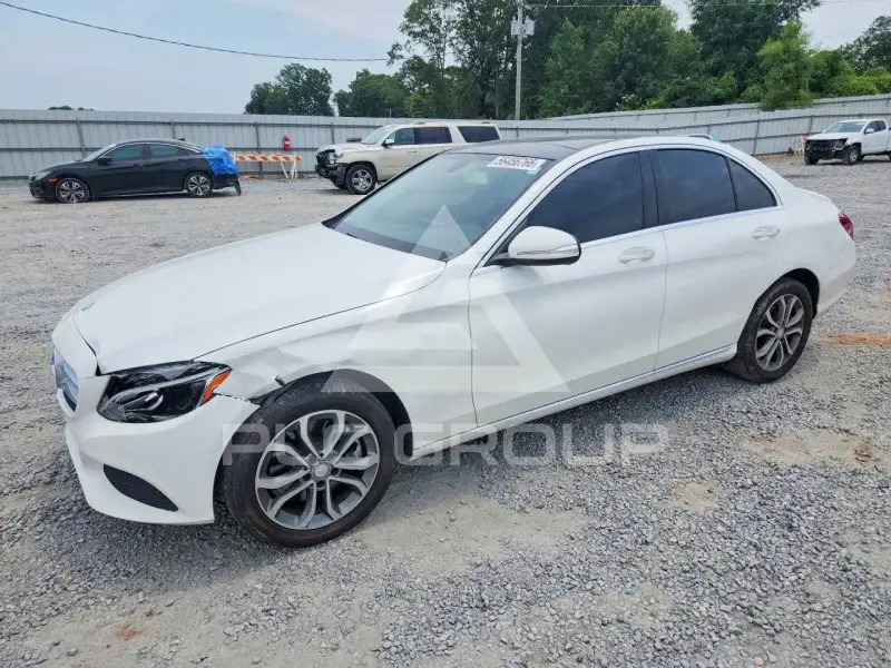 2015 Mercedes Benz C-Class фото