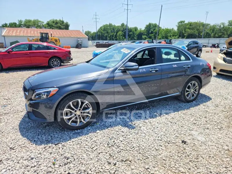 2015 Mercedes Benz C-Class фото
