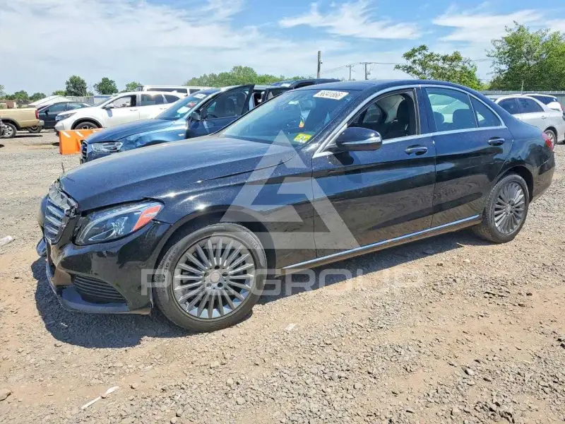 2015 Mercedes Benz C-Class photo