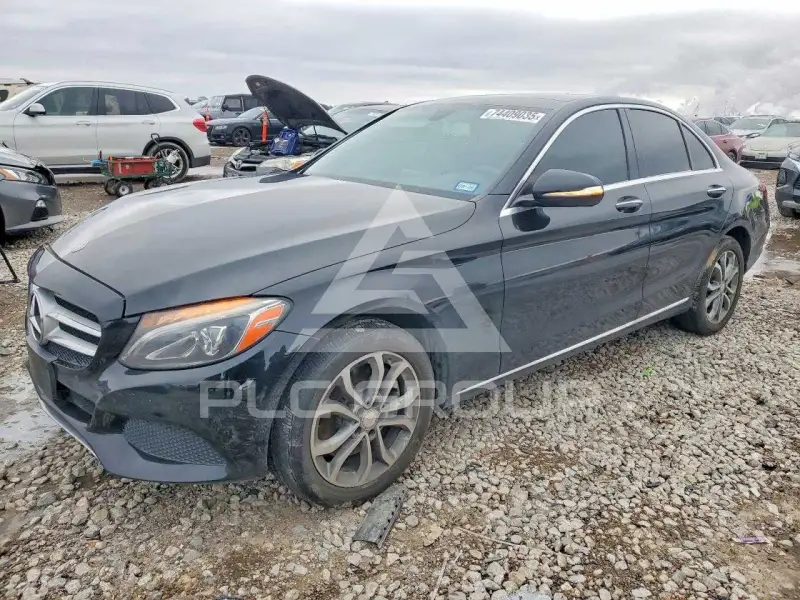2015 Mercedes Benz C-Class photo