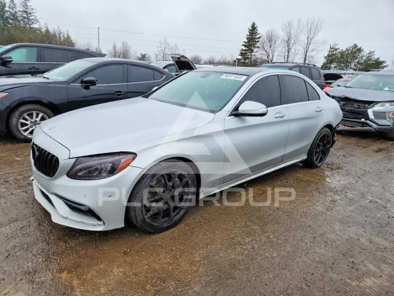 2015 Mercedes Benz C-Class фото