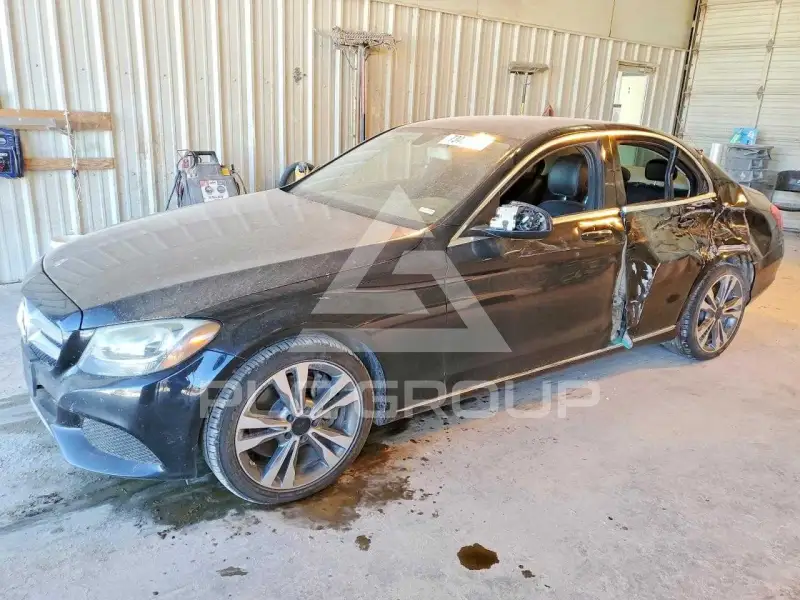 2015 Mercedes Benz C-Class фото