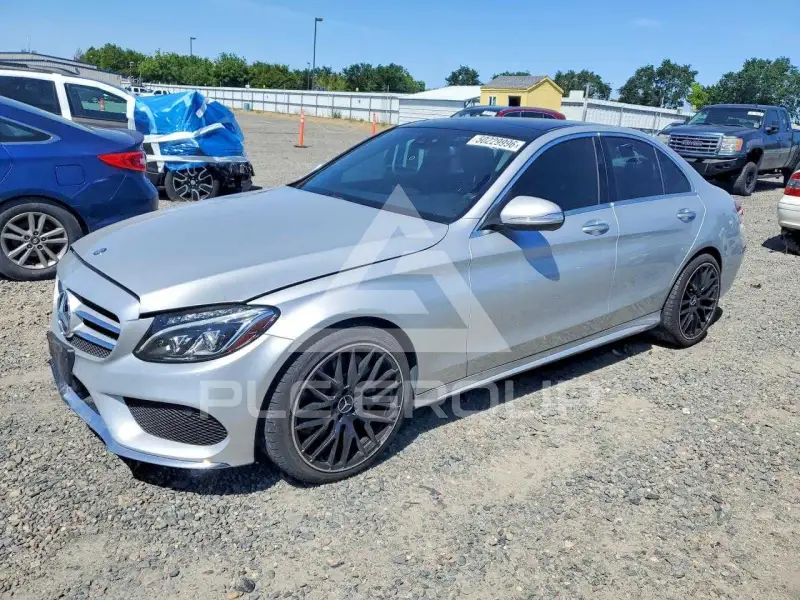 2015 Mercedes Benz C-Class photo