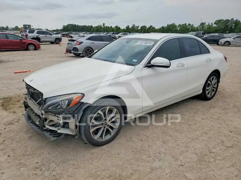 2015 Mercedes Benz C-Class photo