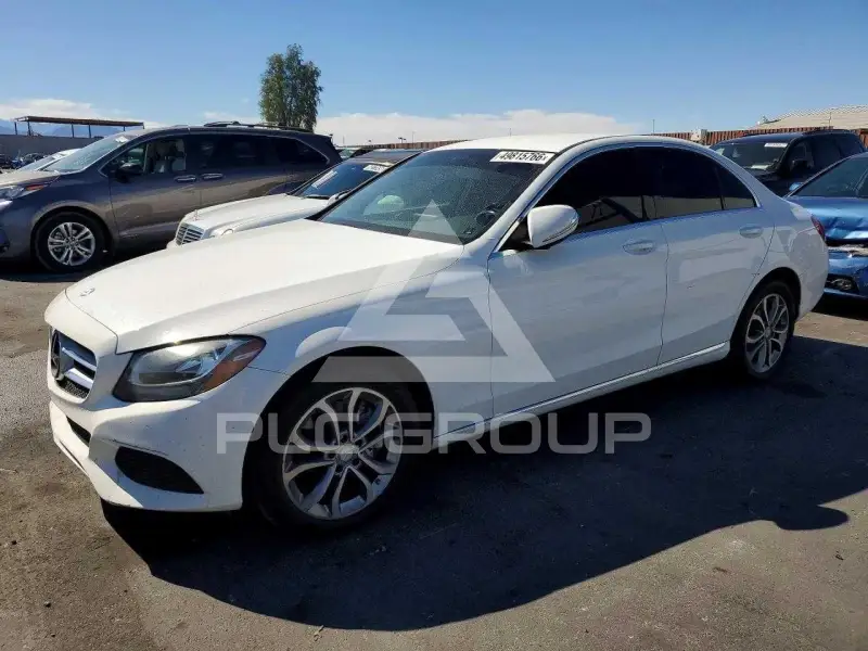 2015 Mercedes Benz C-Class фото