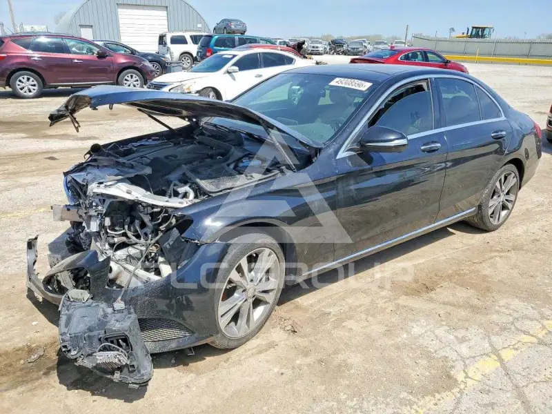 2015 Mercedes Benz C-Class photo