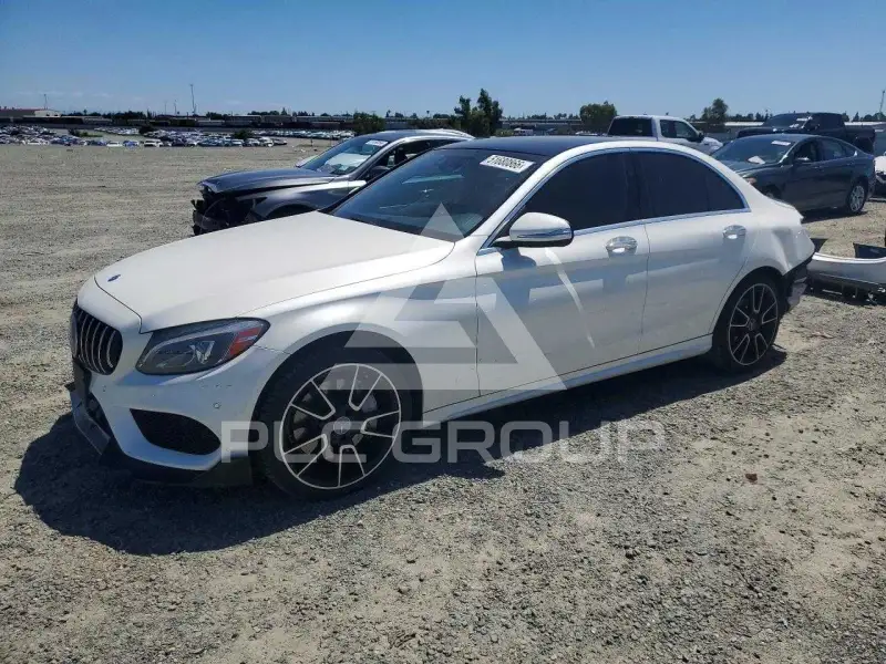2015 Mercedes Benz C-Class фото