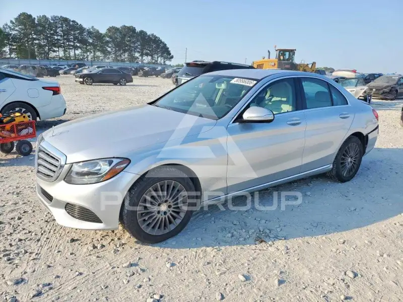 2015 Mercedes Benz C-Class фото