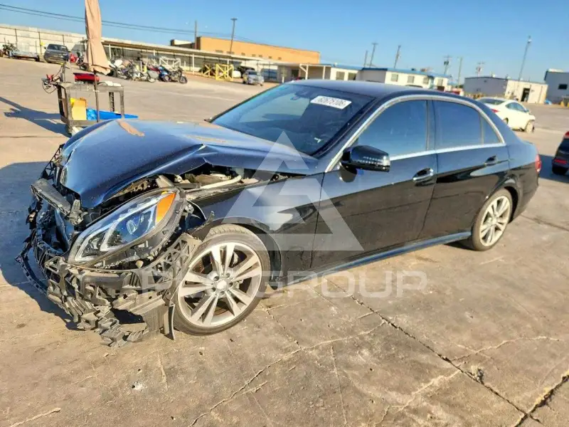 2015 Mercedes Benz E-Class фото