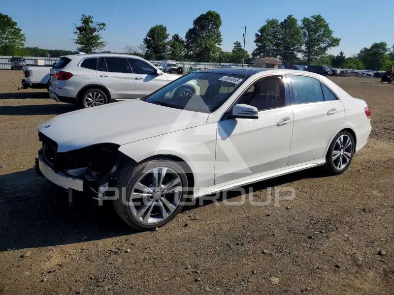 2015 Mercedes Benz E-Class фото