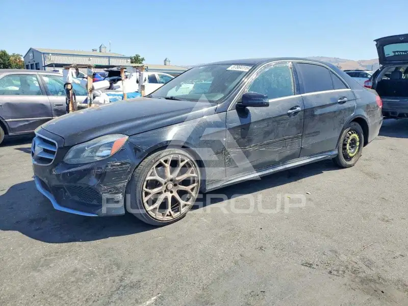 2015 Mercedes Benz E-Class фото
